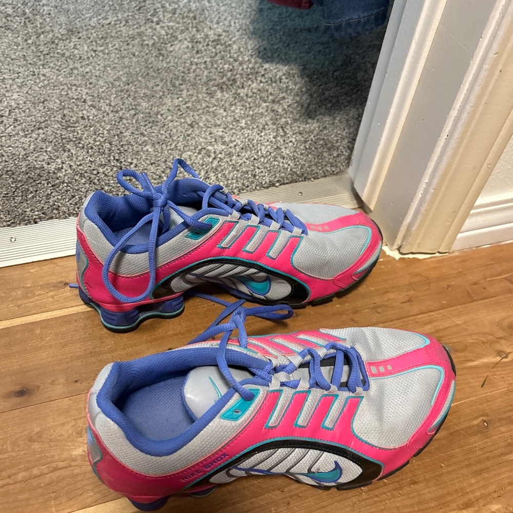 Nike shox